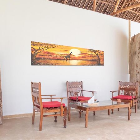 Ahg Sun Bay Mlilile Beach Hotel マテムウェ エクステリア 写真